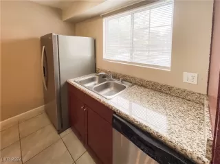 Photo #6: 2619944 Listing 