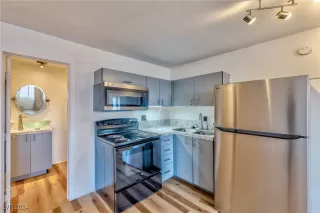 Photo #2: 2619948 Listing 