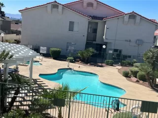 Photo #3: 2619965 Listing 