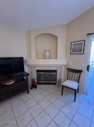 Photo #4: 2619982 Listing 