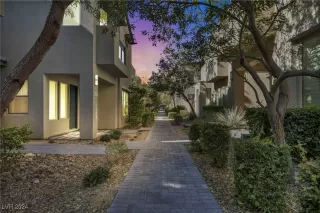 Photo #4: 2619990 Listing 