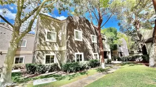 Photo #1: 2619993 Listing