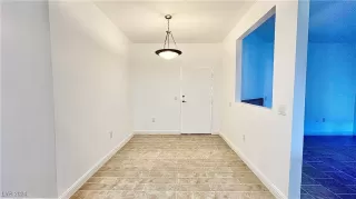 Photo #6: 2619993 Listing