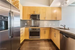 Photo #5: 2619995 Listing 