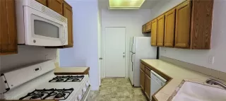 Photo #3: 2620011 Listing 