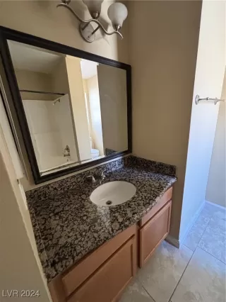 Photo #5: 2620027 Listing 