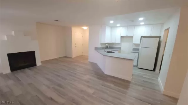 MLS: 2620045 Condo For Sale