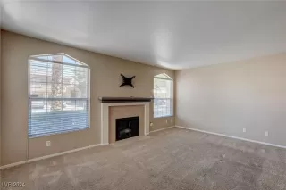 Photo #5: 2620048 Listing 