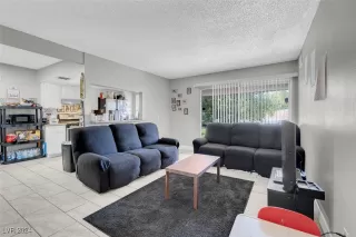 Photo #6: 2620105 Listing 