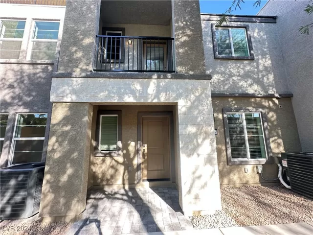 MLS: 2620108 Condo For Sale