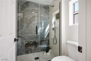 Photo #5: 2620117 Listing 