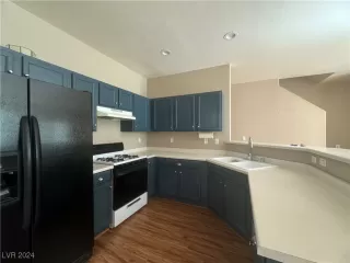 Photo #1: 2620175 Listing 