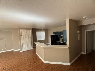 Photo #6: 2620175 Listing 