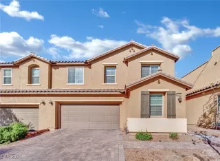 Photo #1: 2620180 Listing