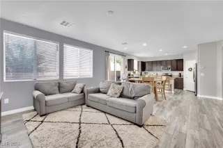 Photo #6: 2620180 Listing