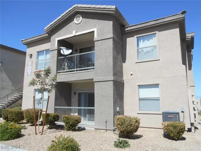 MLS: 2620192 Condo For Sale