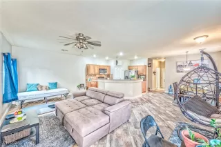 Photo #1: 2620194 Listing 