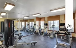 Photo #5: 2620199 Listing