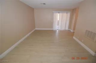 Photo #3: 2620237 Listing 