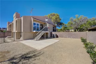 Photo #6: 2620277 Listing