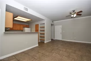 Photo #1: 2620288 Listing 