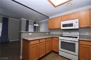 Photo #3: 2620288 Listing 