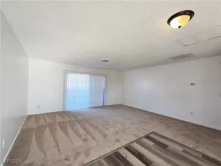 Photo #4: 2620291 Listing 