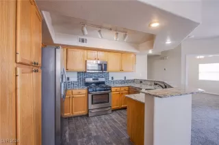 Photo #1: 2620295 Listing