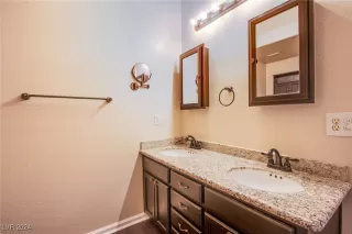 Photo #2: 2620295 Listing