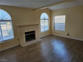 Photo #5: 2620297 Listing 