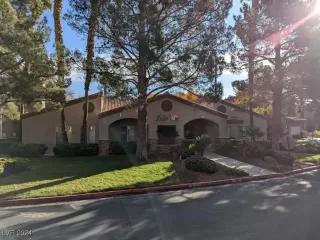 Photo #1: 2620319 Listing 