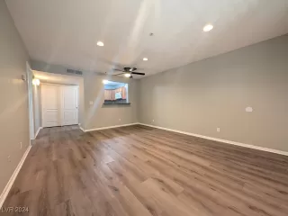 Photo #5: 2620319 Listing 