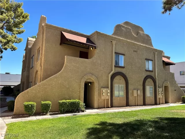 MLS: 2620322 Condo For Sale