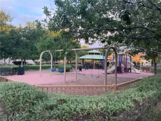 Photo #3: 2620326 Listing 