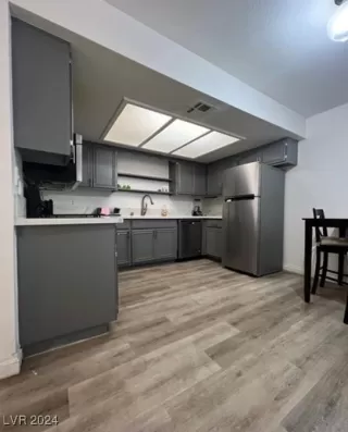 Photo #4: 2620327 Listing 