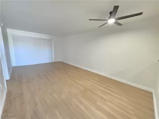 Photo #6: 2620338 Listing 