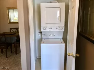 Photo #3: 2620342 Listing 