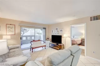 Photo #1: 2620347 Listing