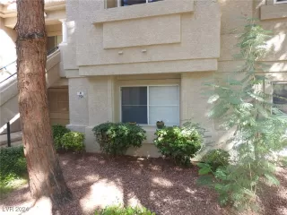 Photo #1: 2620360 Listing 