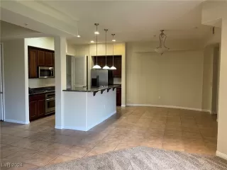 Photo #2: 2620372 Listing