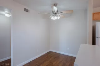 Photo #4: 2620381 Listing 