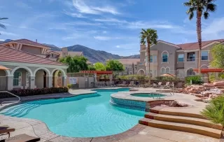 Photo #1: 2620383 Listing 