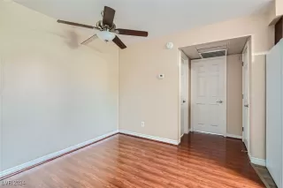 Photo #4: 2620403 Listing 