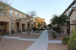 Photo #3: 2620428 Listing 