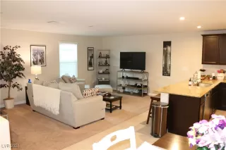 Photo #4: 2620428 Listing 