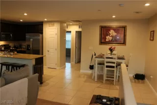 Photo #5: 2620428 Listing 