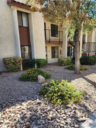 Photo #1: 2620465 Listing 