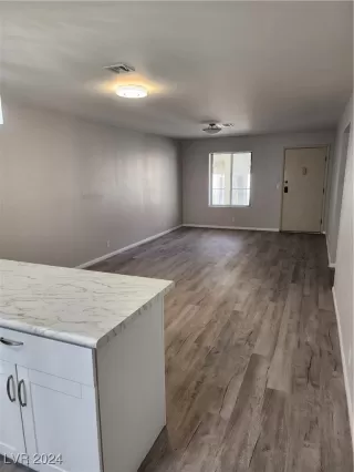 Photo #4: 2620465 Listing 