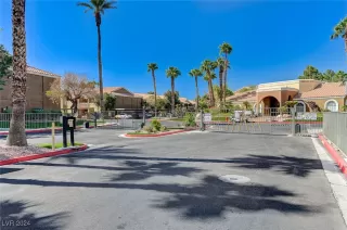 Photo #2: 2620472 Listing 