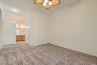 Photo #6: 2620523 Listing